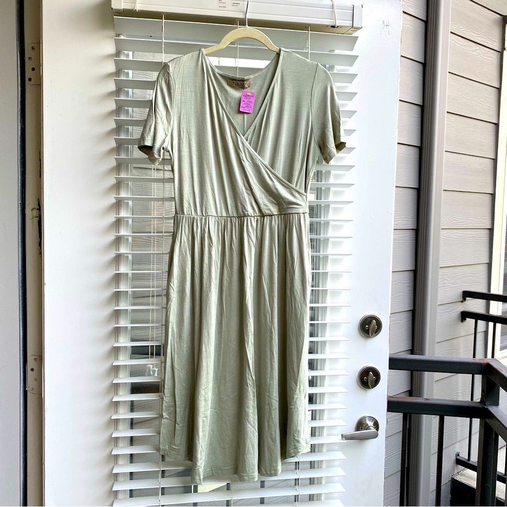Eikosi Traditional Office to Dinner Date Night V-Neck Large Pockets Sage Dress